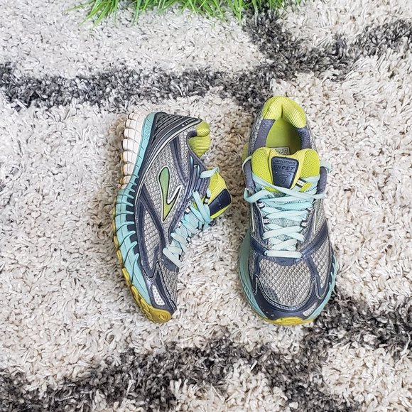 brooks dyad 6 yellow